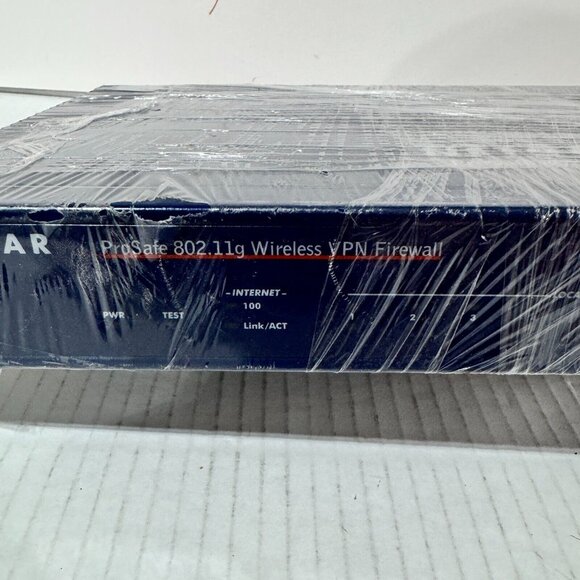 Netgear FVG318 ProSafe 802.11g Wireless VPN Firewall 8-port - Picture 5 of 10